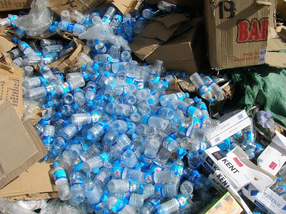 BBVA-OpenMind-Materia-Historia del reciclaje 5-Los residuos plásticos son uno de los principales problemas medioambientales. Fuente: Phere