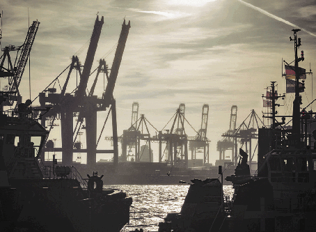 BBVA-OpenMind-Europe-Hall-HAmburg. Germany based its growth on export. In the image, the port of Hamburg. 