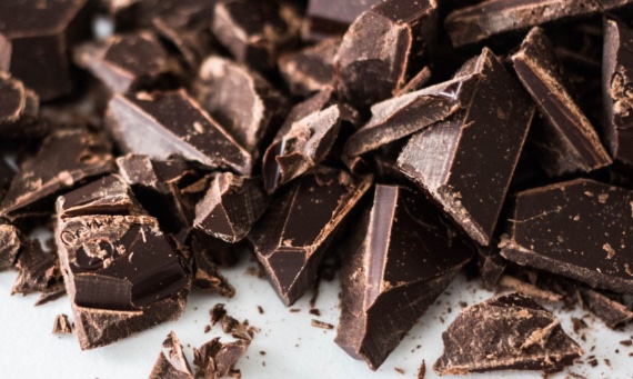 El beneficio potencial del chocolate se relaciona con los flavonoides, unos compuestos hallados en el cacao. Crédito: Charisse Kenion