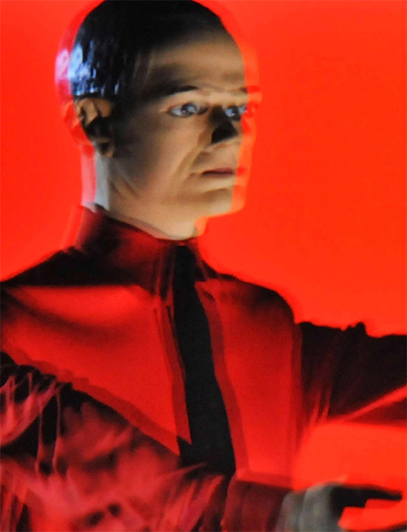 BBVA, OpenMind. Provably Beneficial Artificial Intelligence. Russell. Detail of an image from one of the videos by the German electronic music pioneers Kraftwerk during the performance that opened their retrospective The Catalogue 12345678 in Tate Modern’s Turbine Hall on February 6, 2013. London, UK.