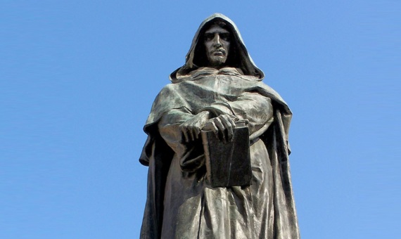 Monumento a Giordano Bruno en Campo de Fiori, en Roma. Crédito: Berthold Werner