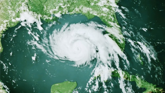 BBVA-OpenMind-Yanes-Ilya Prigogine el hombre que puso orden en el caos_3 Los sistemas disipativos han influido también en campos como el estudio de los huracanes, en los que el viento adopta un patrón organizado espontáneo absorbiendo calor del mar. Crédito: Getty Images